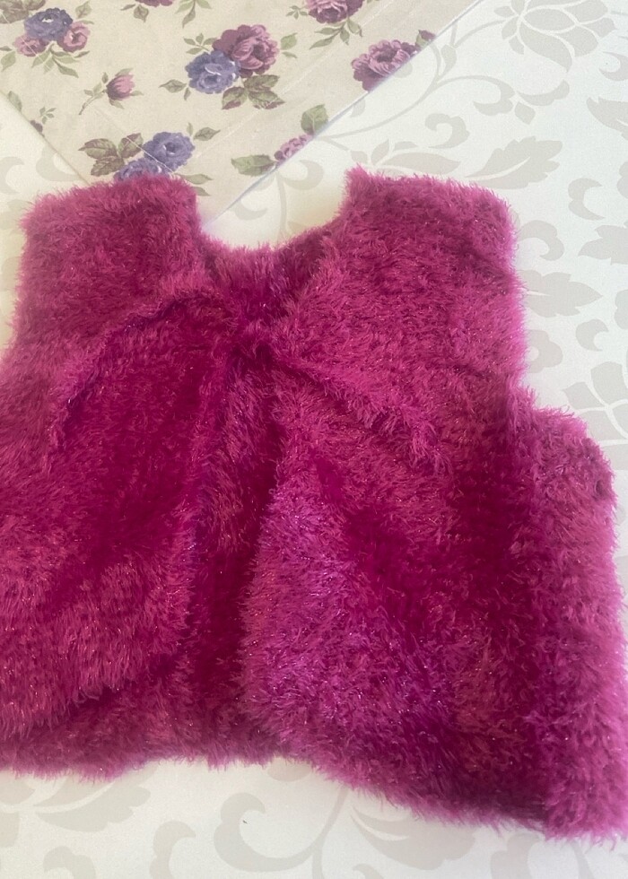 Kız çocuk peluş yelek - Görsel 3