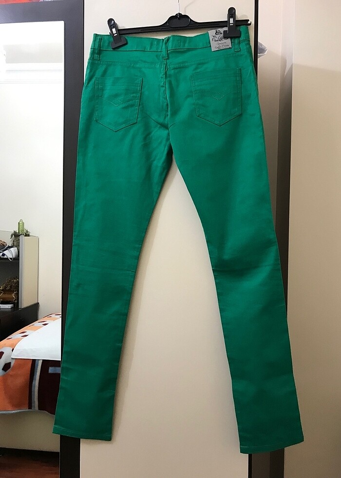 Yeşil kot pantolon - Görsel 2