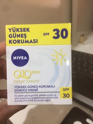 Nivea Q10 Plus Kırışıklık Karşıtı Yüksek Güneş Korumalı Gündüz K