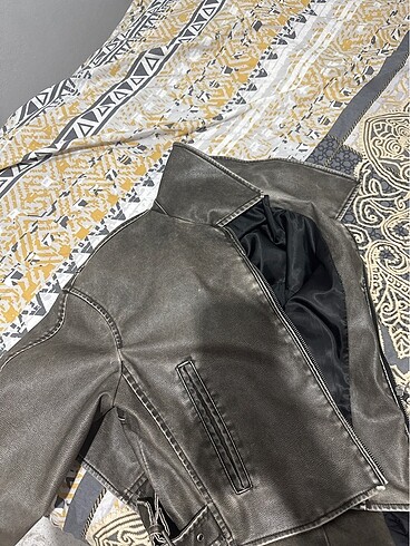 s Beden Suni Deri ceket pull&bear S beden