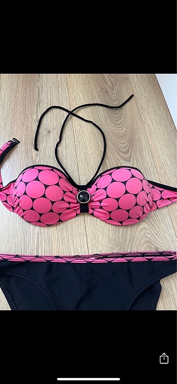 40 Beden Pembe renk boyundan bağlamalı bikini