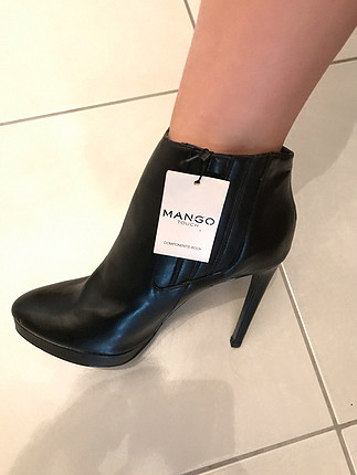 Mango bootie