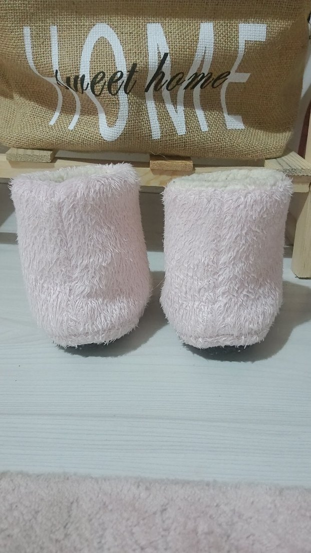 Kız Çocuk Pembe Kürklü Nakışlı Panduf - Görsel 3