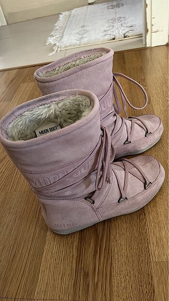 Moon boot pembe