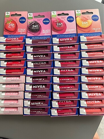 4 adet Nivea lip balm