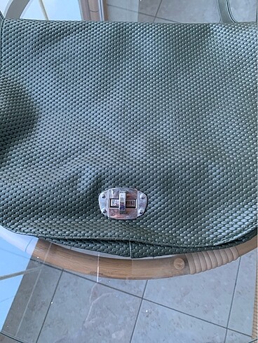 Yeşil çanta - Görsel 2