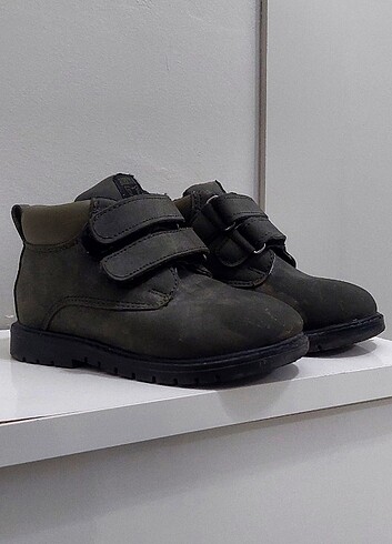 Erkek cocuk bot - Görsel 2