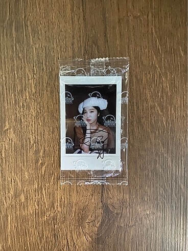 red velvet irene photocard