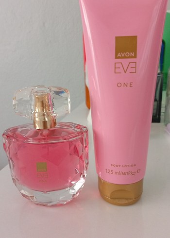 Avon Eve One Kadın Vücut Losyonu 125 ml
50ml parfüm - Görsel 2