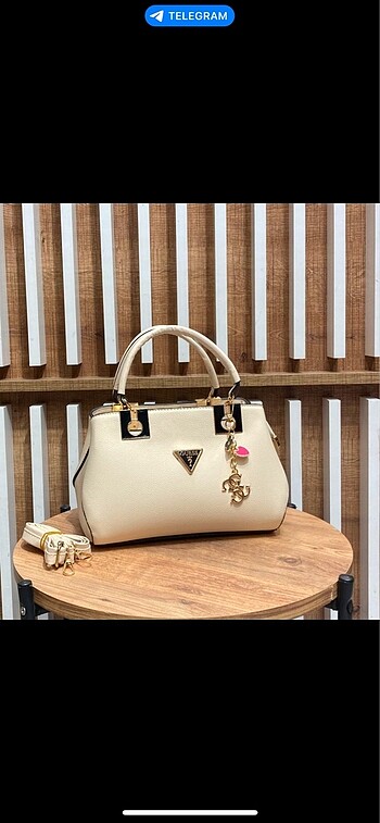 Guess Çanta