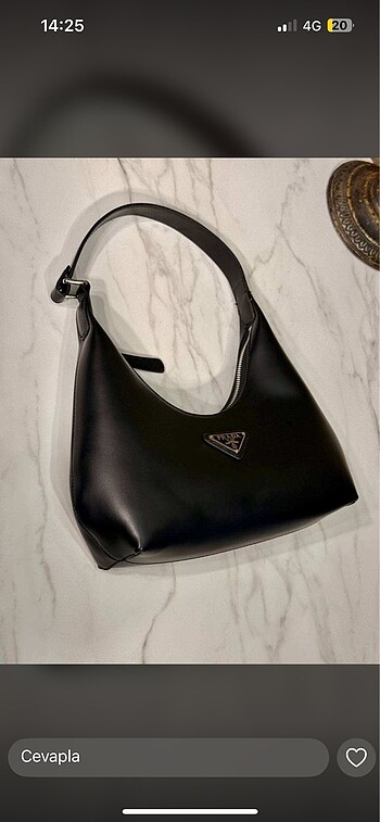 Prada Çanta