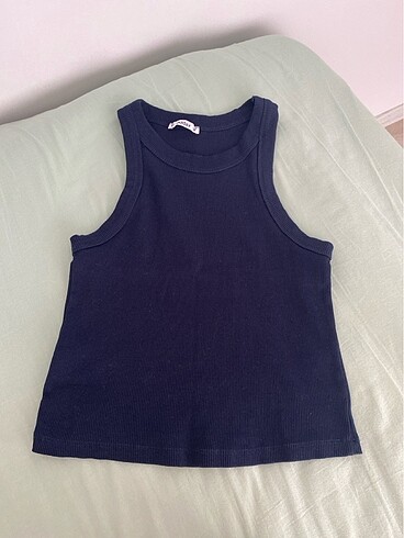 38 Beden Lacivert sıfır kollu crop