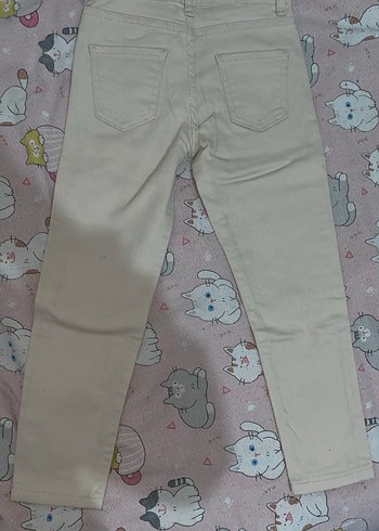 Düğmeli kız çocuk - Görsel 3