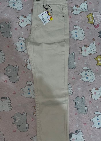 Düğmeli kız çocuk - Görsel 4