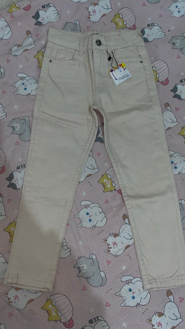 Düğmeli kız çocuk - Görsel 2