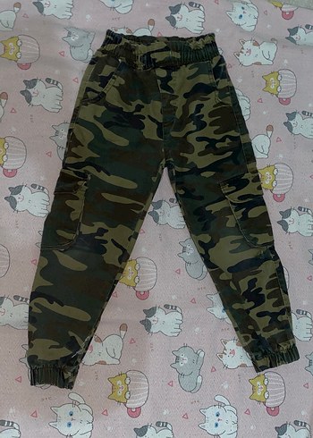 Erkek Çocuk Kamuflaj Desenli Rahat Kesim Pantolon - Görsel 3