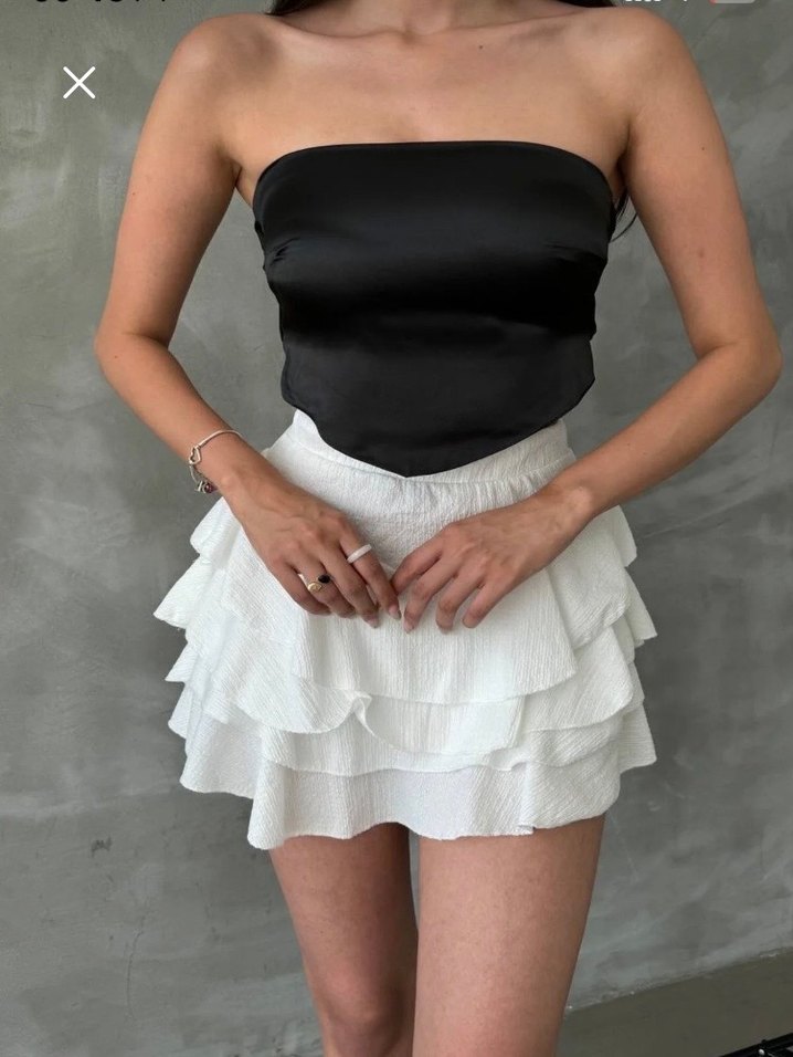 Kadın Beyaz Mini Fırfırlı Etek - Görsel 3