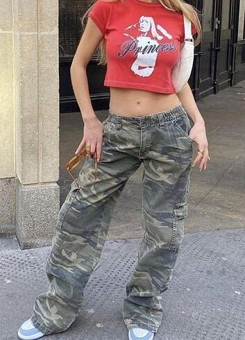 Urban Outfitters Camo Kargo Pantolon