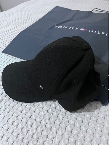  Beden TOMMY HILFIGER ŞAPKA