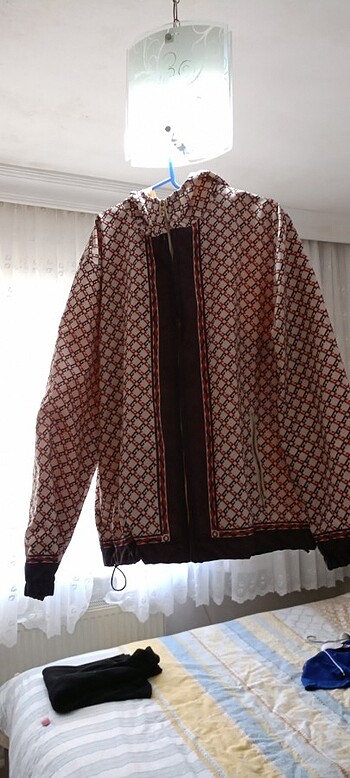 Gucci jacket never worn