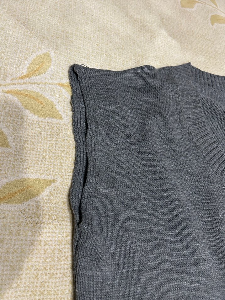 Gri V Yaka Uzun Triko Süveter - Görsel 4