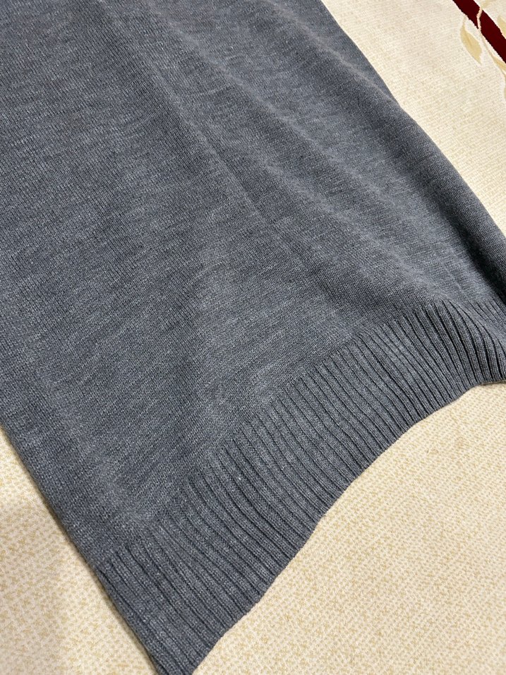Gri V Yaka Uzun Triko Süveter - Görsel 3