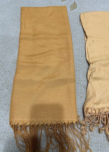 Bej Kadın Drapeli Saten Şal - Görsel 3