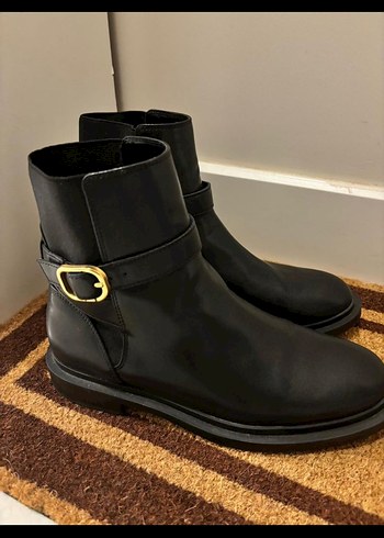 Tokalı Siyah Deri Kadın Bot - Görsel 5