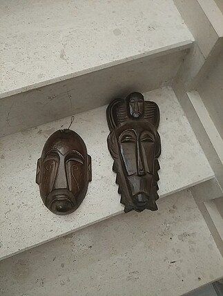 Afrika dan alındı 2 adet harika mask