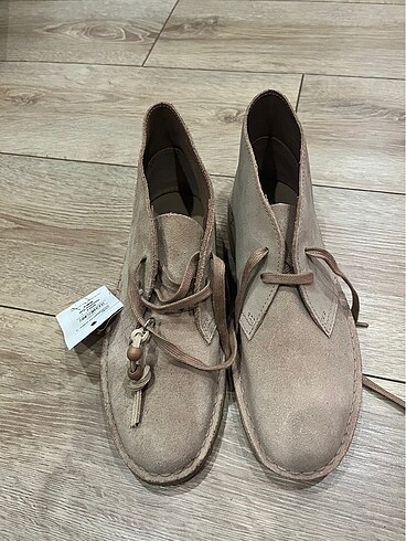 Clarks kadın bot