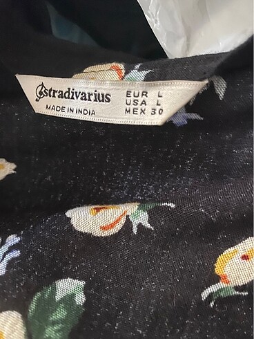 Stradivarius Çiçekli elbise