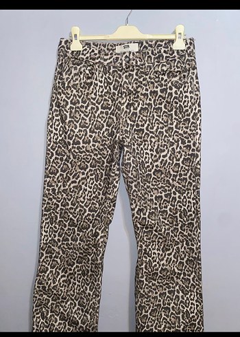 m Beden Stradivarius pant