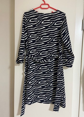 Zebra Desenli Uzun Kollu Elbise - Görsel 2