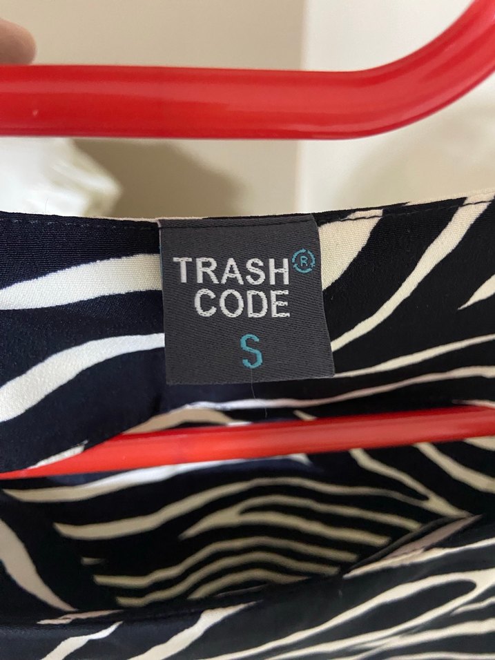 Zebra Desenli Uzun Kollu Elbise - Görsel 3