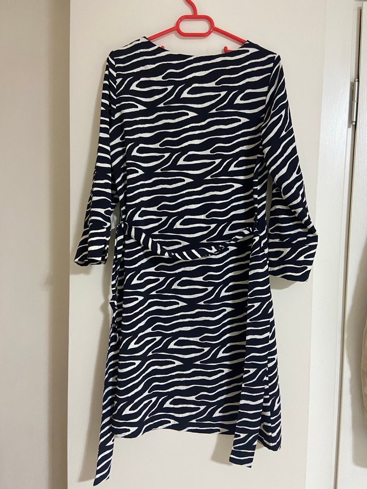 Zebra Desenli Uzun Kollu Elbise - Görsel 2