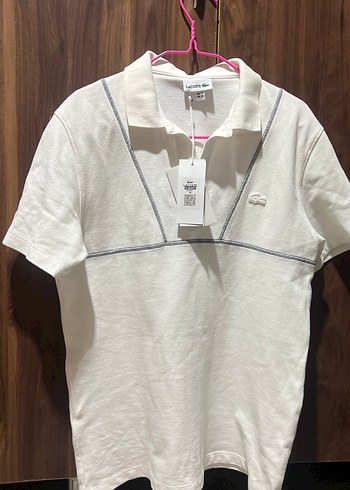 Lacoste ürünü