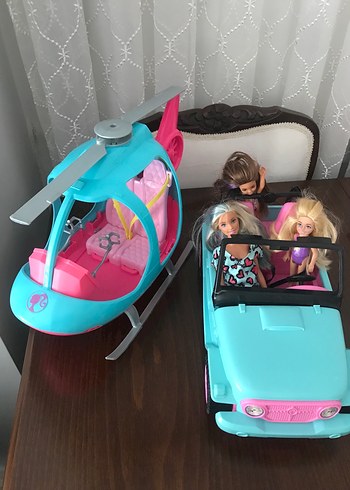 Pastel Pembe Oyuncak Helikopter ve Araba
