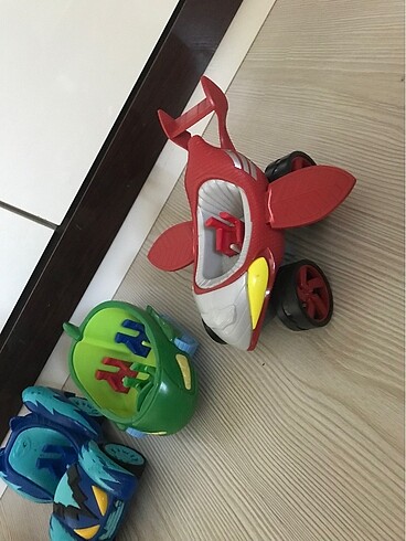 Beden Pj maskeliler