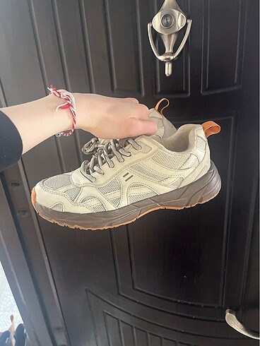Zara spor ayakkabı