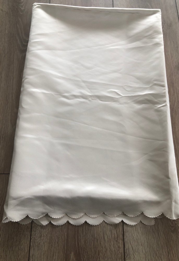 Ten rengi  saten masa örtüsü - Görsel 3