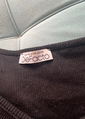 Defacto Düğmeli Siyah V Yaka Kadın Bluz
