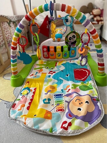 Fisher price piyanolu jimnastik merkezi