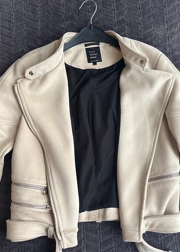 Bej Kemerli Kadın Ceket - Görsel 5