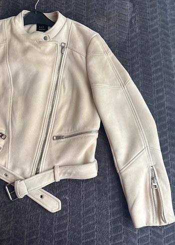 Bej Kemerli Kadın Ceket - Görsel 3