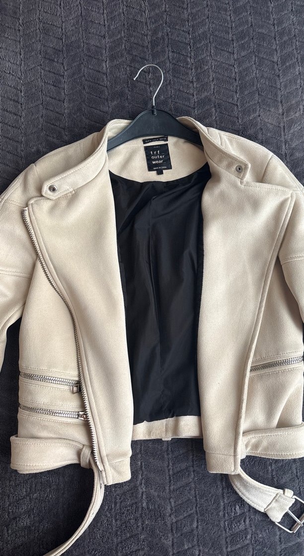 Bej Kemerli Kadın Ceket - Görsel 5