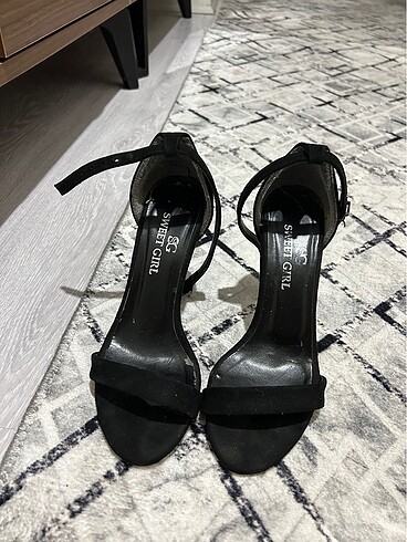 Diğer Stiletto