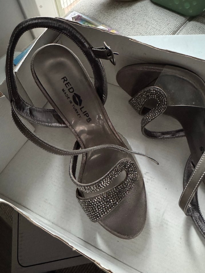 Kemer Detaylı Topuklu Ayakkabı - Görsel 5