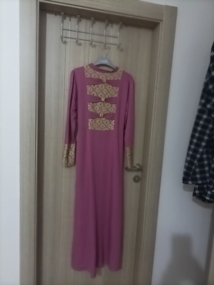 Düğmeli Pembe Uzun Kollu Nakışlı elbise - Görsel 4