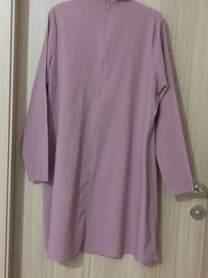 Uzun Kollu Mor Düğmeli Kadın Tunik - Görsel 2