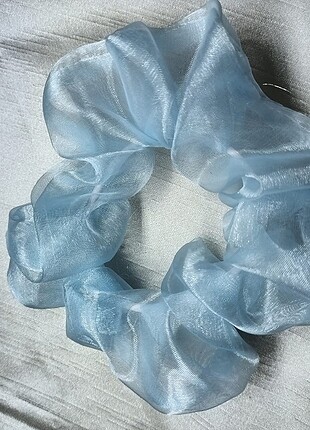 Ocean scrunchie